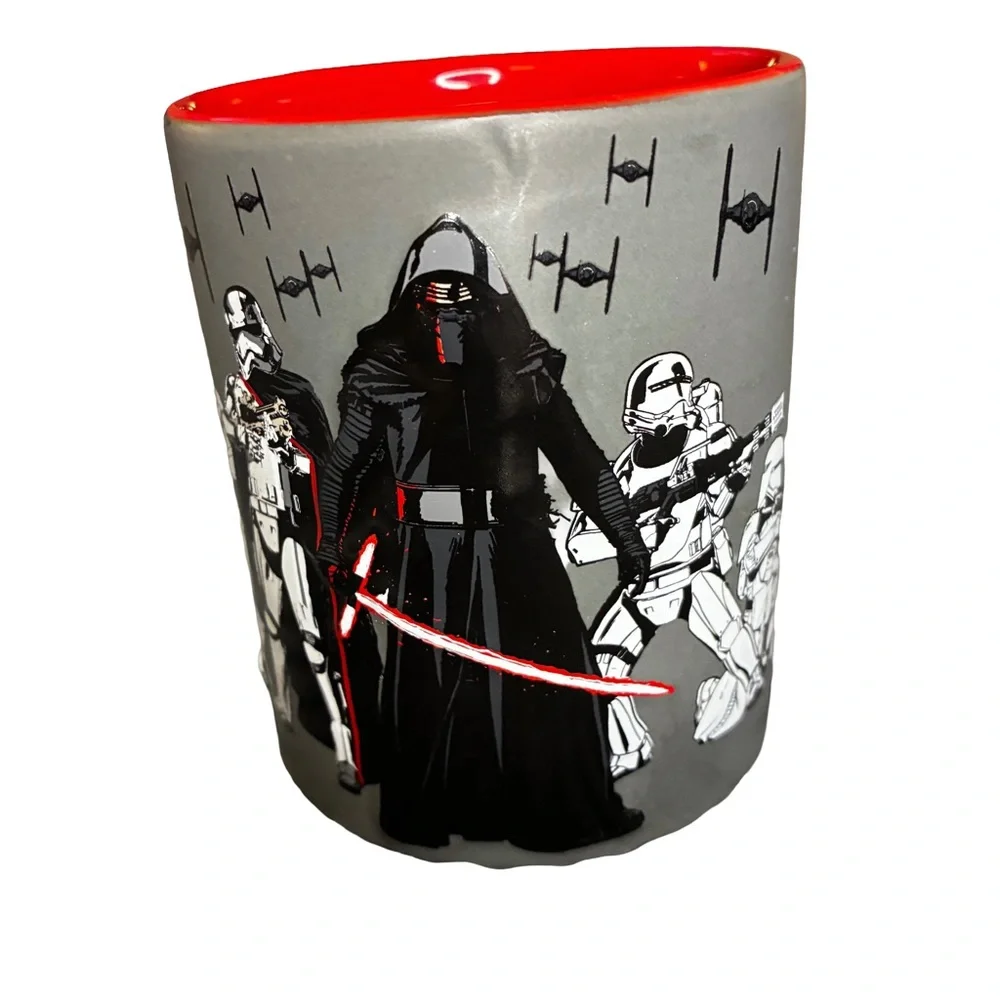 Disney Parks Star Wars Kylo Ren 3D Mug – Force Awakens - Picture 2 of 7